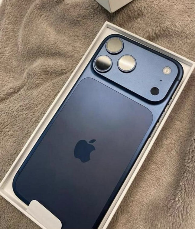 Refurbished Apple iPhone 17 Pro Max 256GB Deep Blue