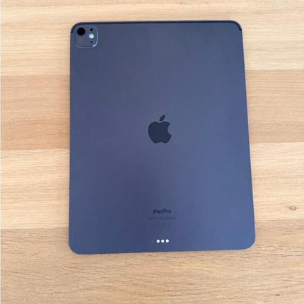 iPad Pro 13 2024  M4 256GB + Magic Keyboard - Compleet!