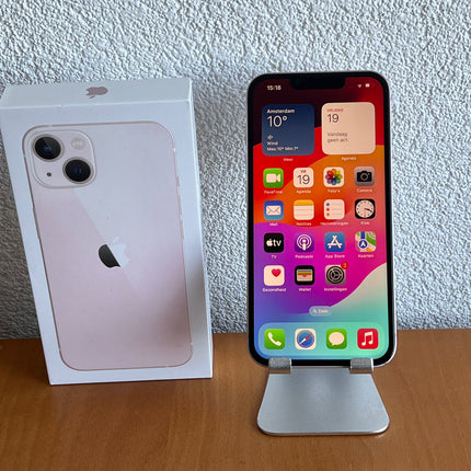 Refurbished Apple iPhone 13 128GB Roze / A-Grade