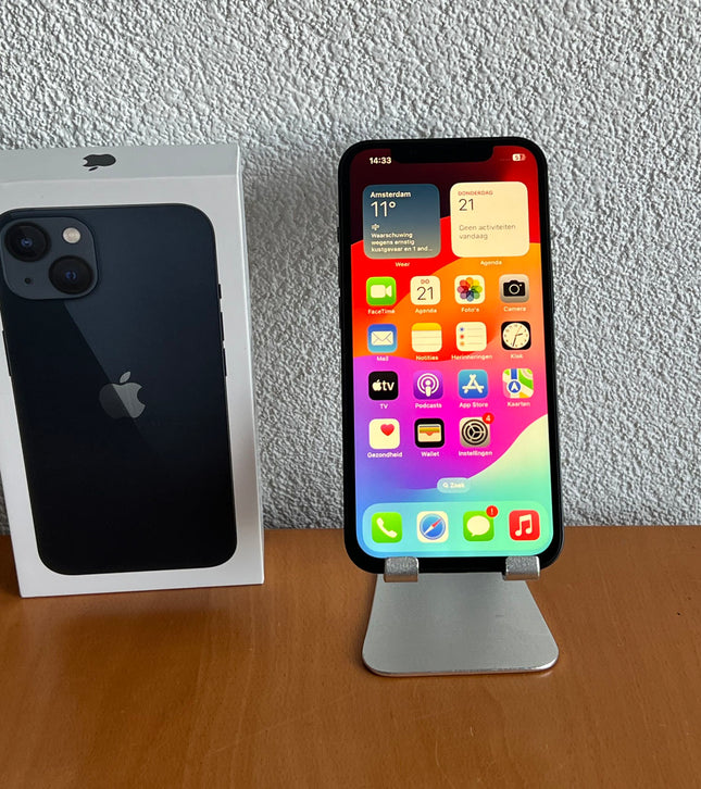 Refurbished Apple iPhone 13 128GB Zwart / B-Grade