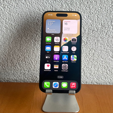 Refurbished Apple iPhone 15 128GB Zwart / B-Grade