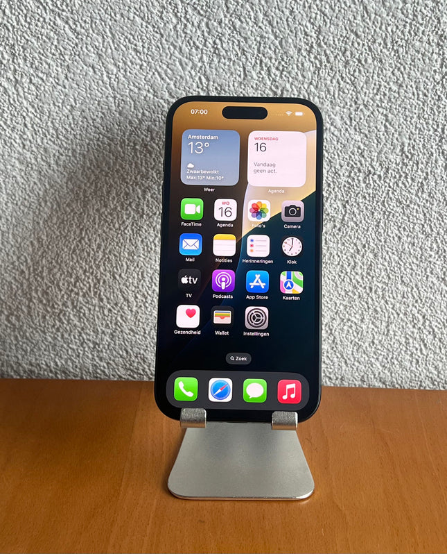 Refurbished Apple iPhone 15 128GB Zwart / B-Grade