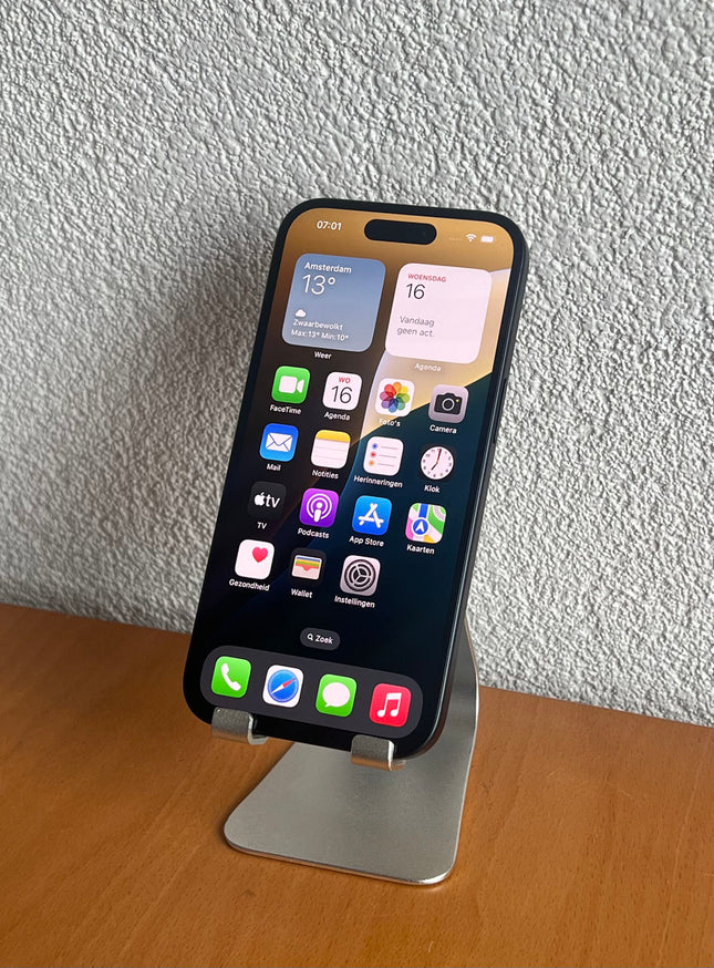 Refurbished Apple iPhone 15 128GB Zwart / B-Grade