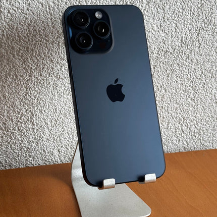 Refurbished Apple iPhone 15 Pro Max 256GB Titanium Blauw / B-Grade